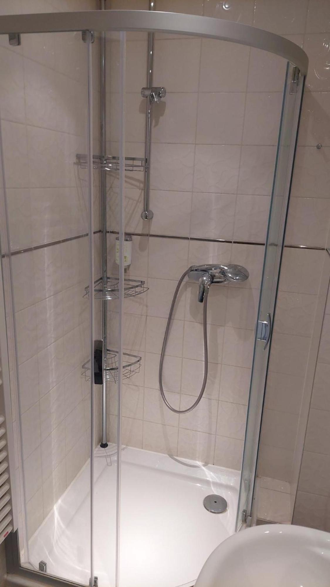 Die Villa, Zimmer 26, Dz Leverkusen Esterno foto