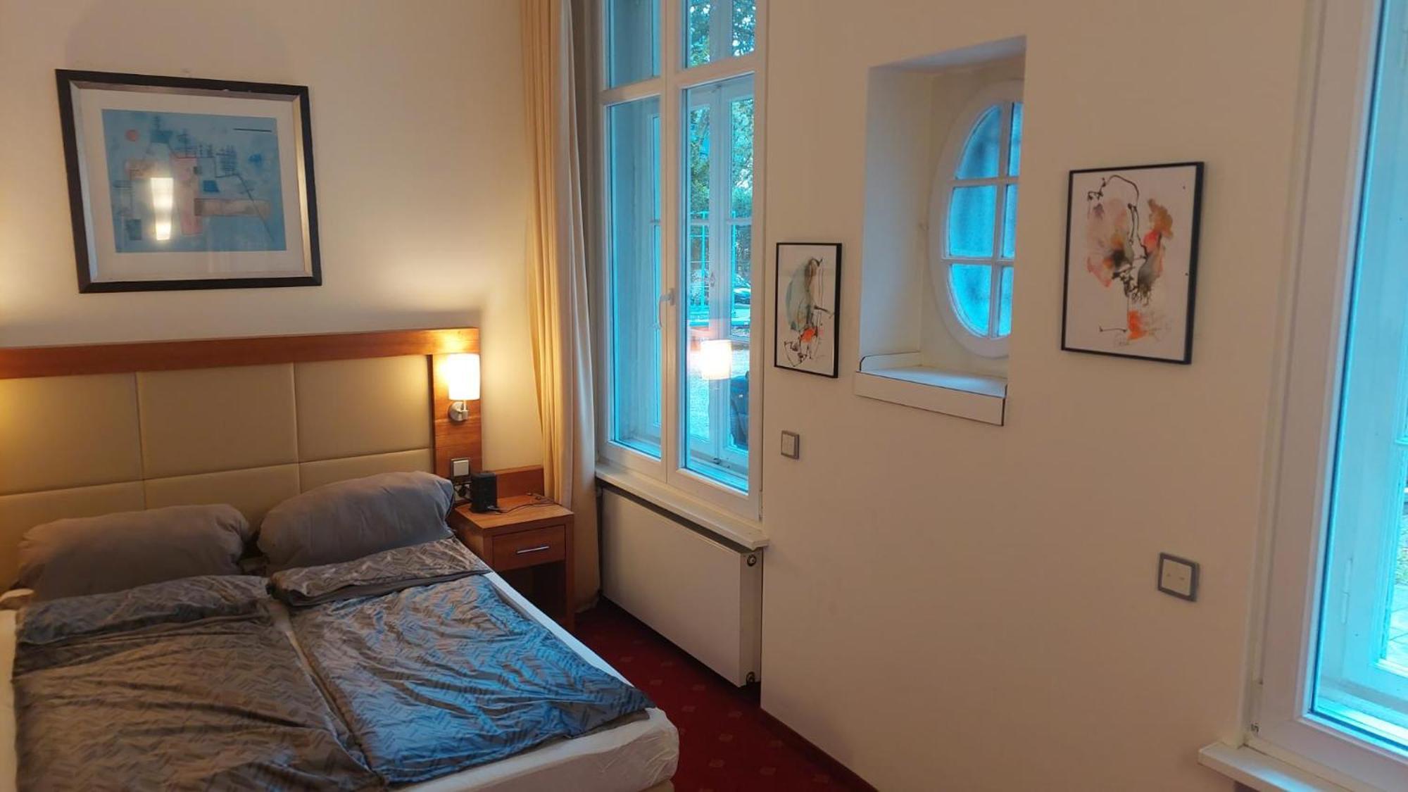 Die Villa, Zimmer 26, Dz Leverkusen Esterno foto