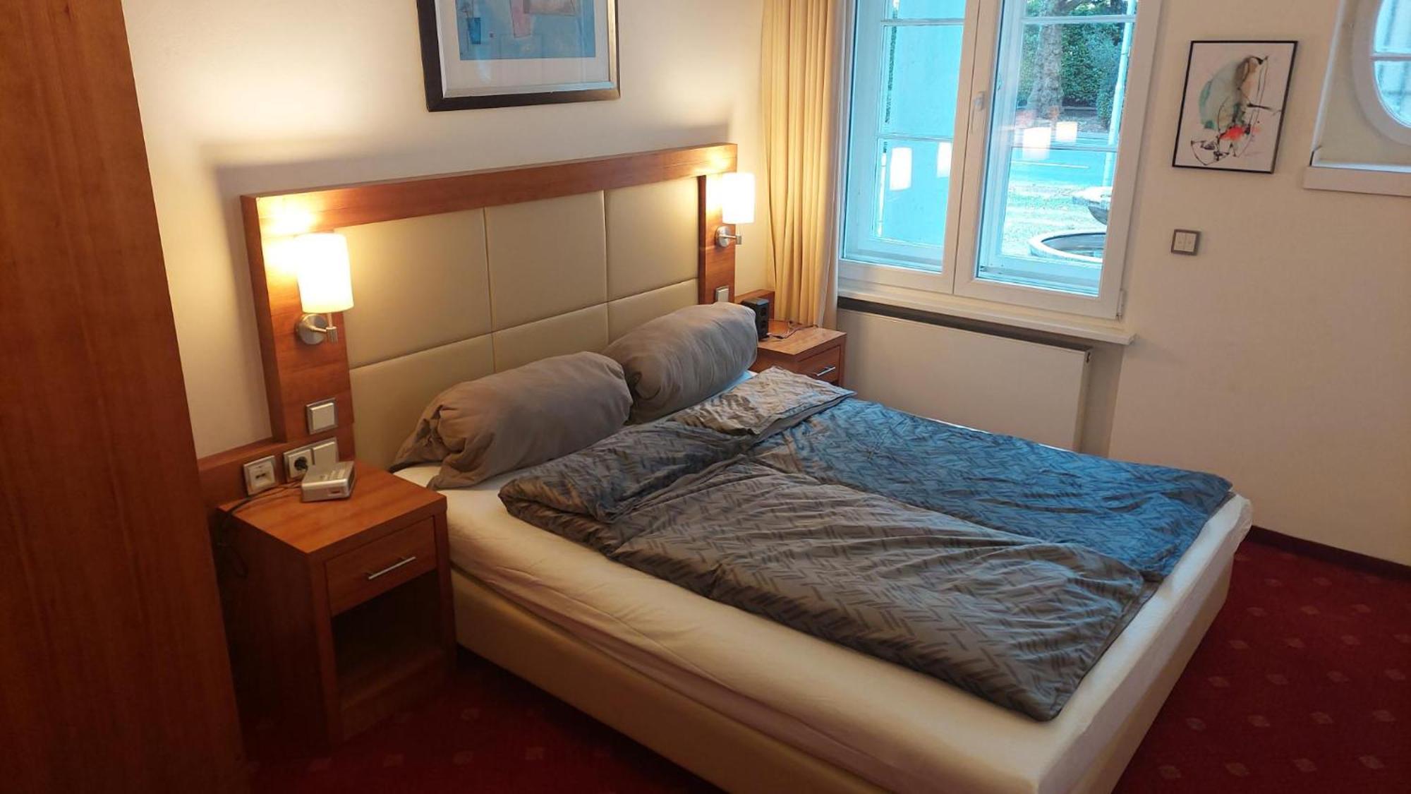 Die Villa, Zimmer 26, Dz Leverkusen Esterno foto